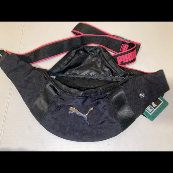 Puma Handbags - Puma Fanny pack